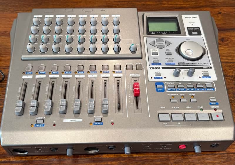 TASCAM DP-01FX Digital 8 Track Recorder