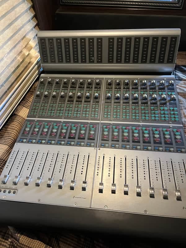 Avid D command ES Fader Pack 2010s - Black silver