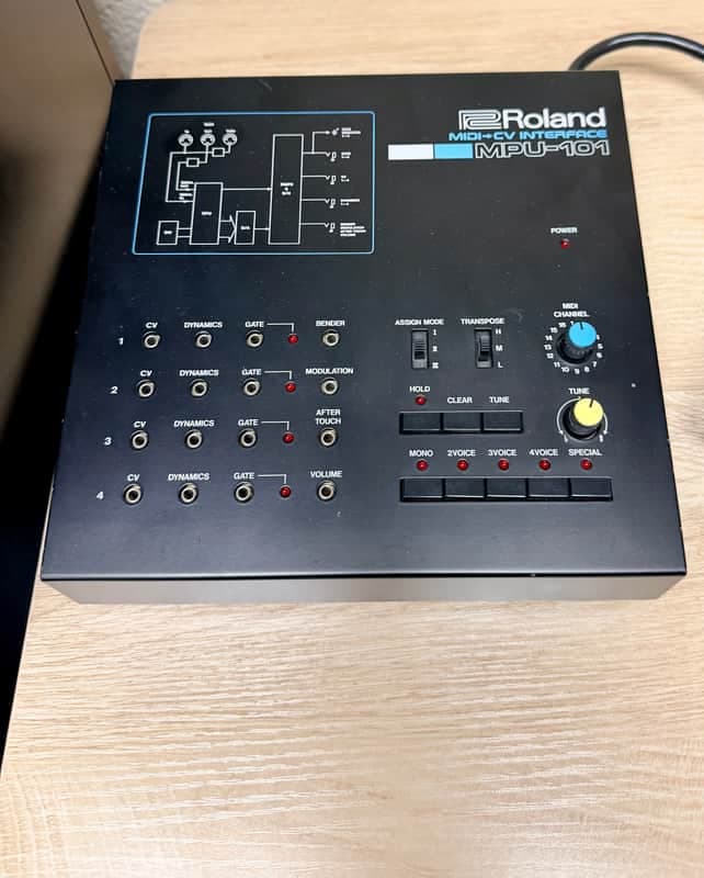 Roland MPU-101 MIDI to CV interface