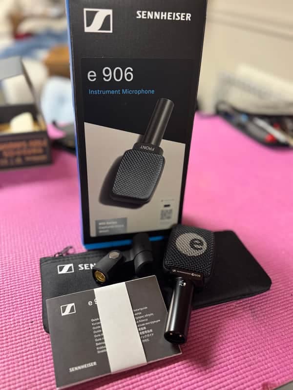 Sennheiser e906 Supercardioid Dynamic Instrument Microphone 2004 - Present - Black