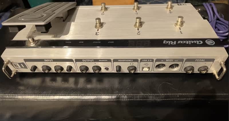 Native Instruments Guitar Rig 2 Kontrol 2004 Silver