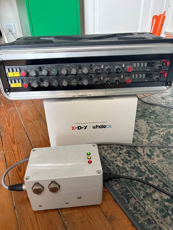 Channel strips AMEK / Tac Scorpion S1000 Mid 80's