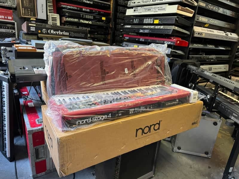 Nord Stage 4 HA73 with GBHP Nord Gig bag , 73 key fully weighted Triple S keyboard /Soft Case //ARMENS