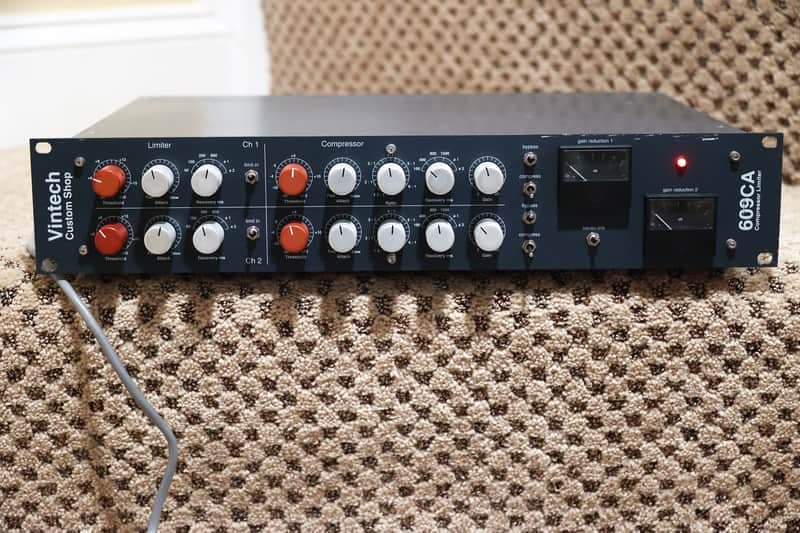 Vintech Audio 609CA Compressor/Limiter - blue
