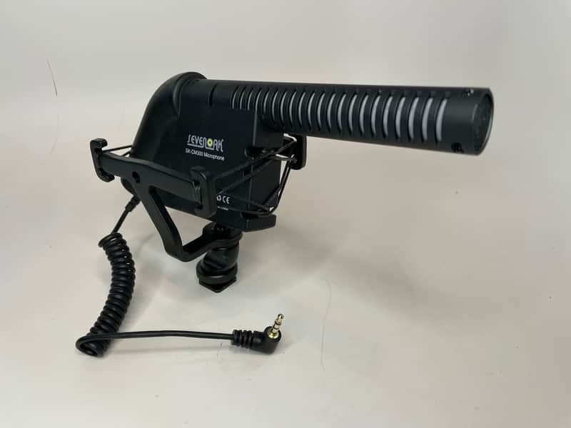 Sevenoak SK-CM300 Shotgun Video Condensor Mic for DSLR Cameras & Camcorders