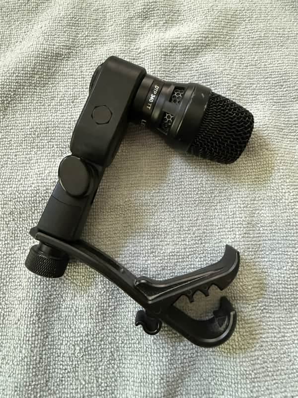 Lewitt DTP-340-TT Dynamic Tom/Snare Microphone with Mounting Clip & Drum Mount