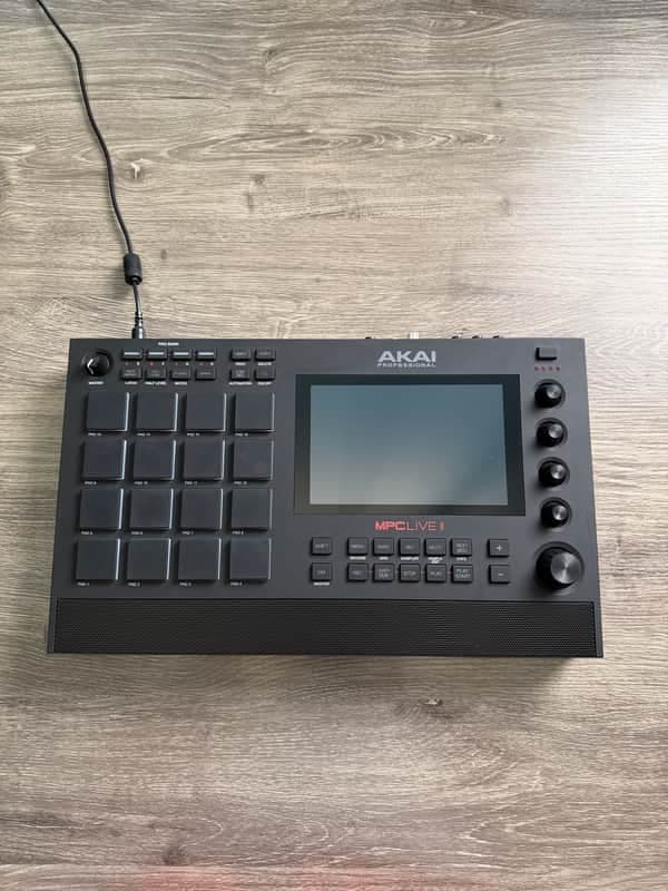 Akai MPC Live II Standalone Sampler / Sequencer 2020 - Present - Black
