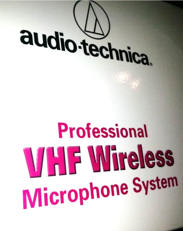 Audio Technica ATW-0327 300 Series VHF Wireless System - Nice!