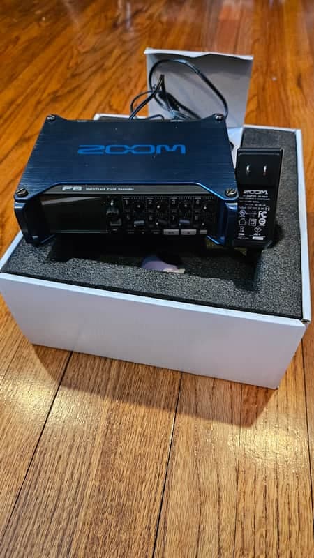 Zoom F8 with PCF-8 AND PCF-4