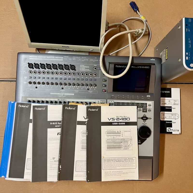 Roland VS-2480 Plus Extras 2000's (CDRW, Screen,...) – Serviced – Warranty