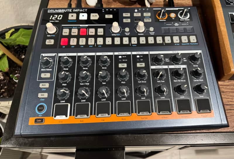 Arturia DrumBrute Impact 2018 - 2021 - Black