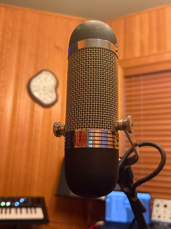 AEA R84A Ribbon Microphone (Active)