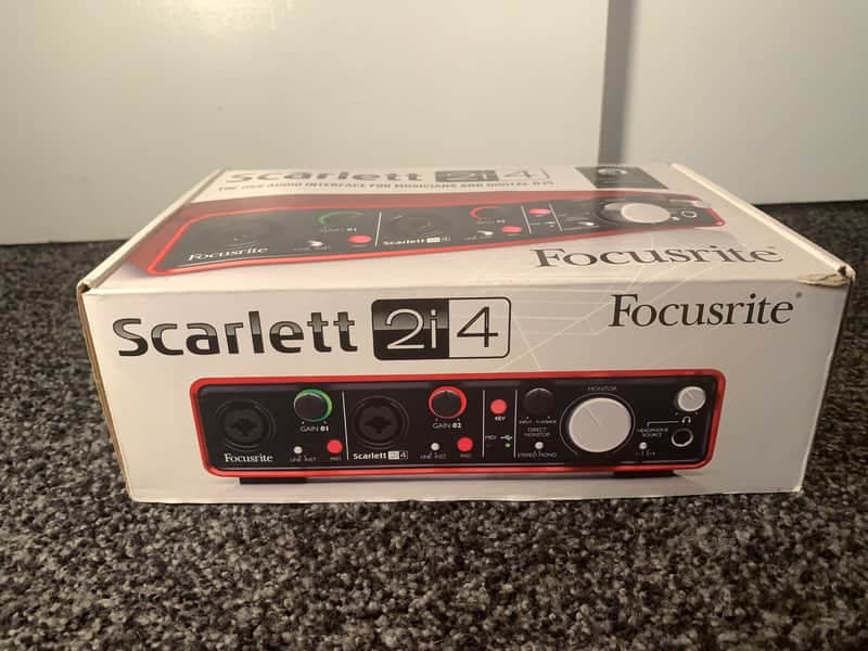 Focusrite Scarlett 2i4 2nd Gen USB Audio Interface 2016 - 2018 - EXCELLENT CONDITION w/box