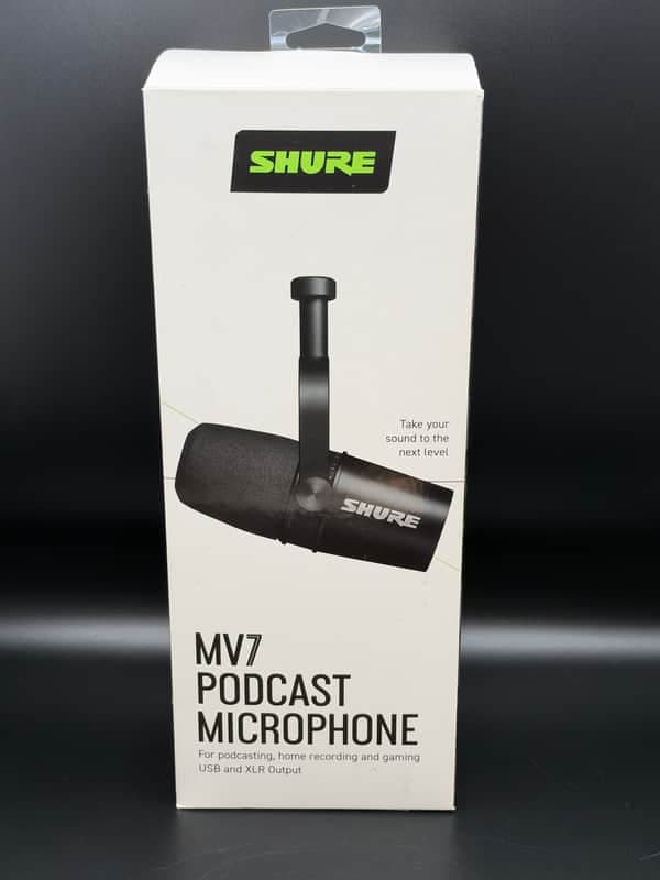 Shure MV7 USB/XLR Dynamic Podcast Microphone Black w/ Box & USB