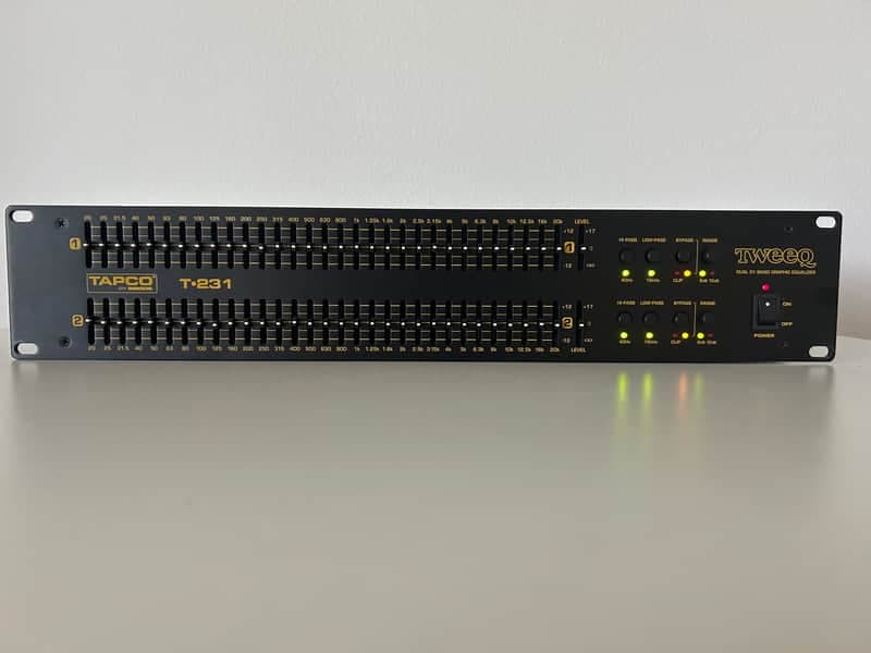 Tapco T-231 Tweeq Dual 31 Band Graphic Equalizer