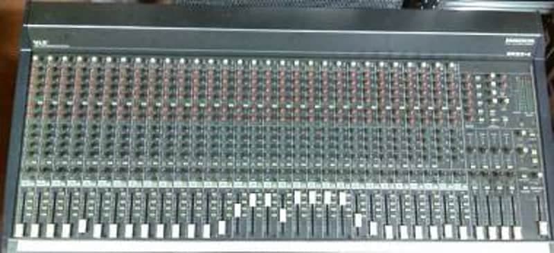 Mackie Sr 32-4 Vlz