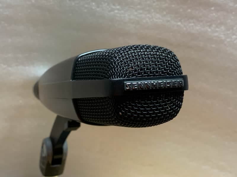 SENNHEISER MD421 U-5 MICROPHONE W/HOLDER- RARE! VINTAGE! MAKE OFFER!