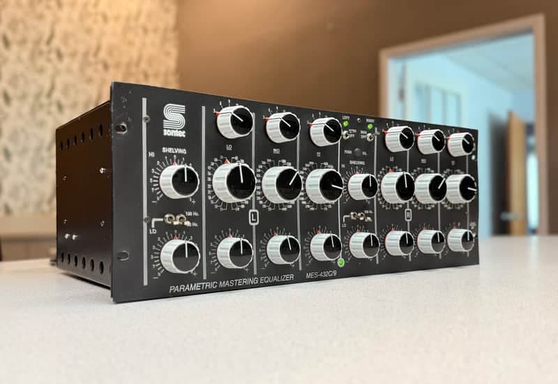 Sontec MES-432C/9 Mastering EQ – Inward Connections SPA690 Modified