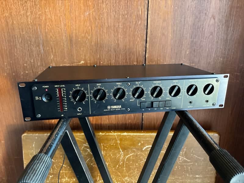 Yamaha E1010 Analog Delay Vintage Rack