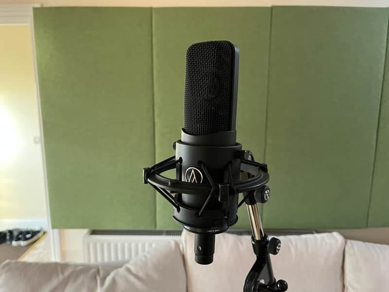 Audio-Technica AT4060 Valve/Tube Microphone w/ Shockmount & PSU