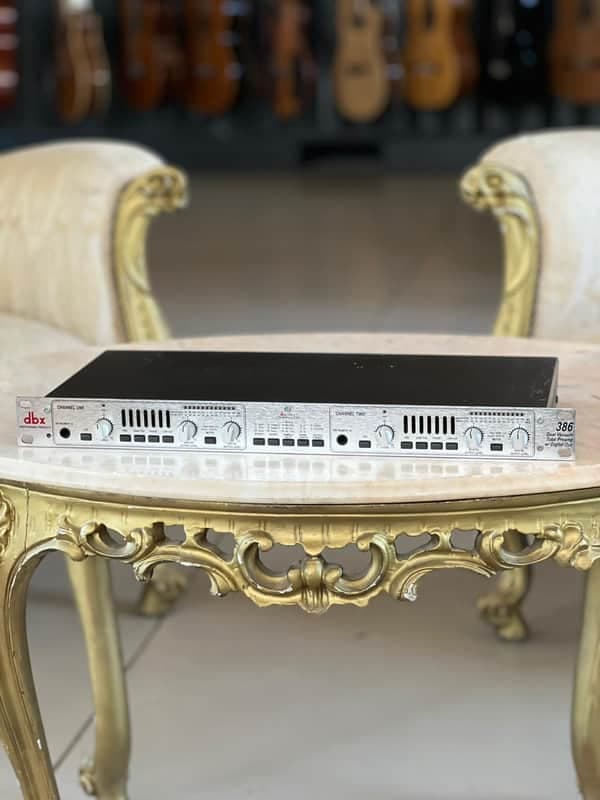 DBX 386 Dual Vacuum Tube Preamp w/ Digital Out