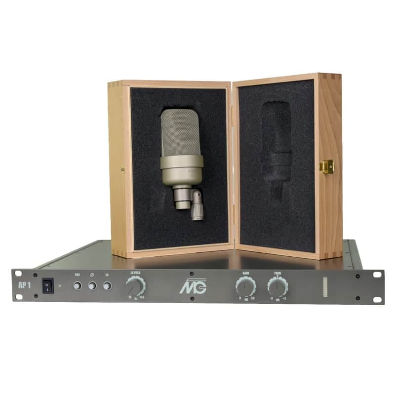 Gefell M 1030 Condenser Microphone and AP 1 Preamp Premium Bundle #198/121 (Used)