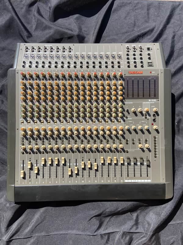 Tascam M-1516 16 Channel Mixer