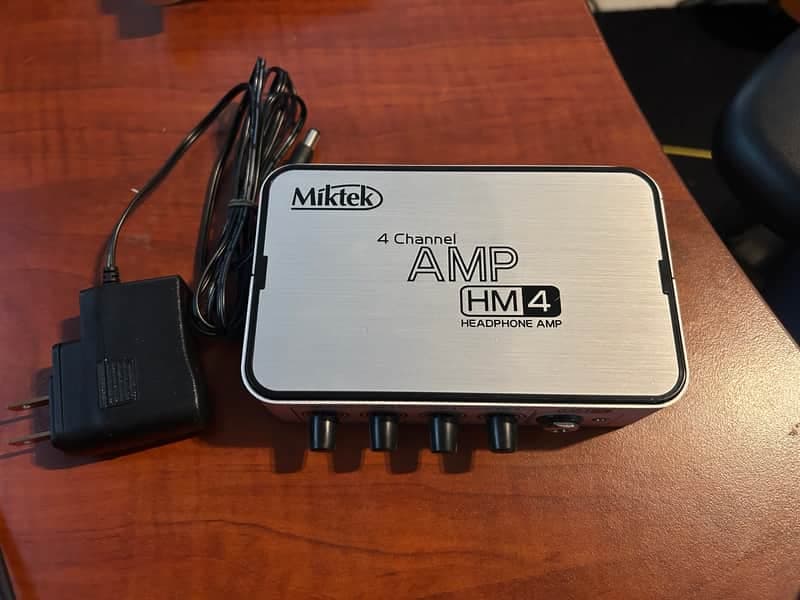 Miktek HM-4 4-channel headphone amp