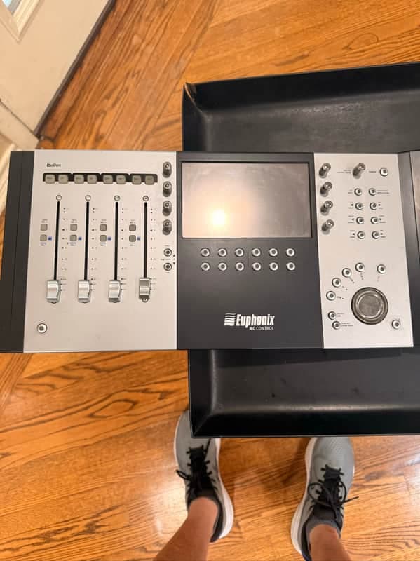 Euphonix MC Control 4-Fader DAW Control Surface with Touch Screen 2000s - Silver