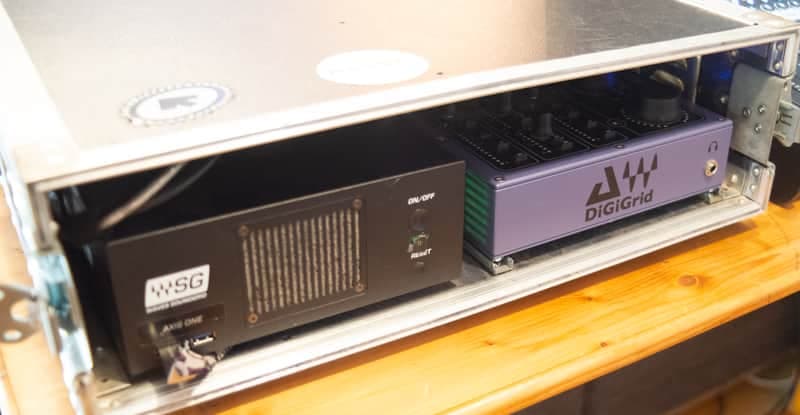 Waves Axis with Digigrid D in 3U Case
