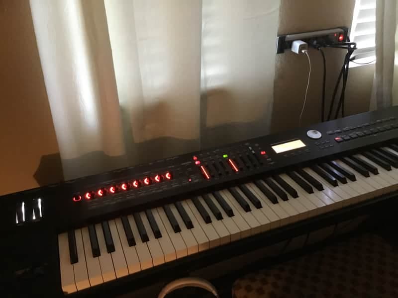 Roland RD-2000 88-Key Digital Stage Piano 2022