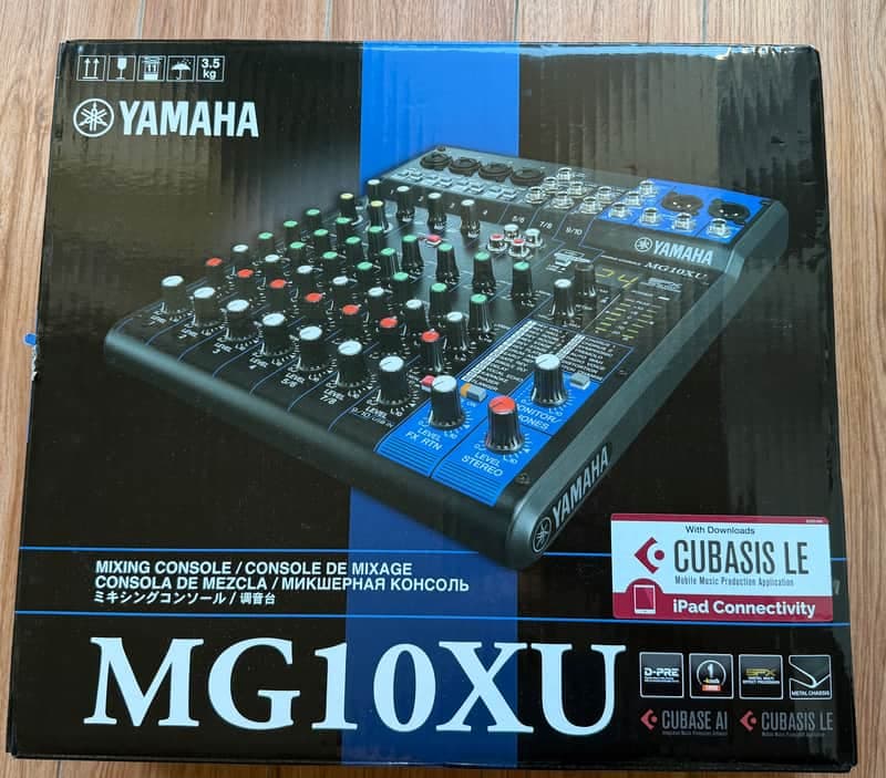 Yamaha MG10XU 10-Channel Analog Mixer 2016 - Present - Black