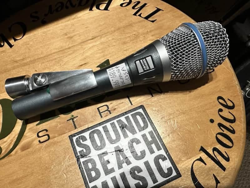 Shure Beta 87A Supercardioid Condenser Handheld Microphone