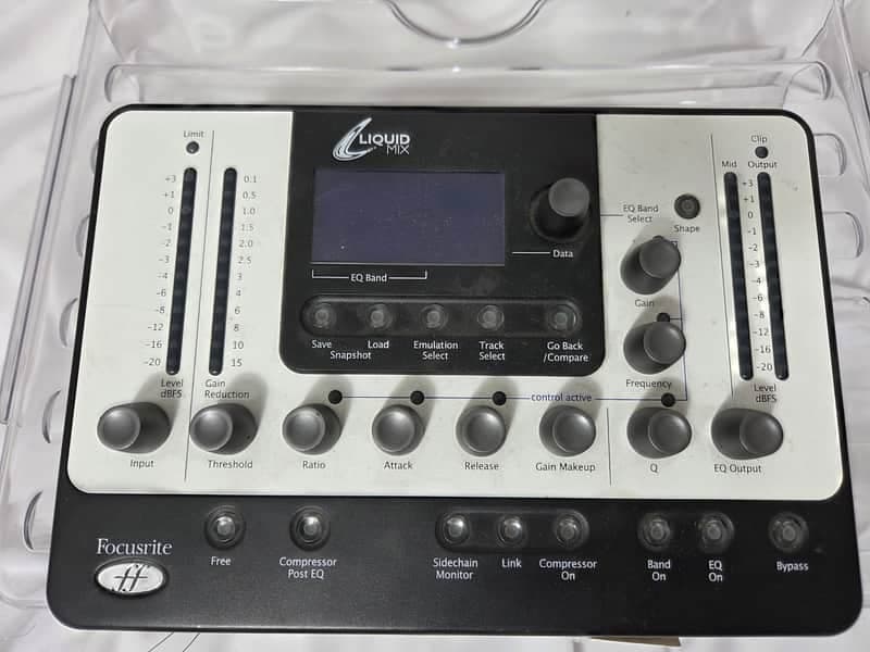 Focusrite Liquid Mix