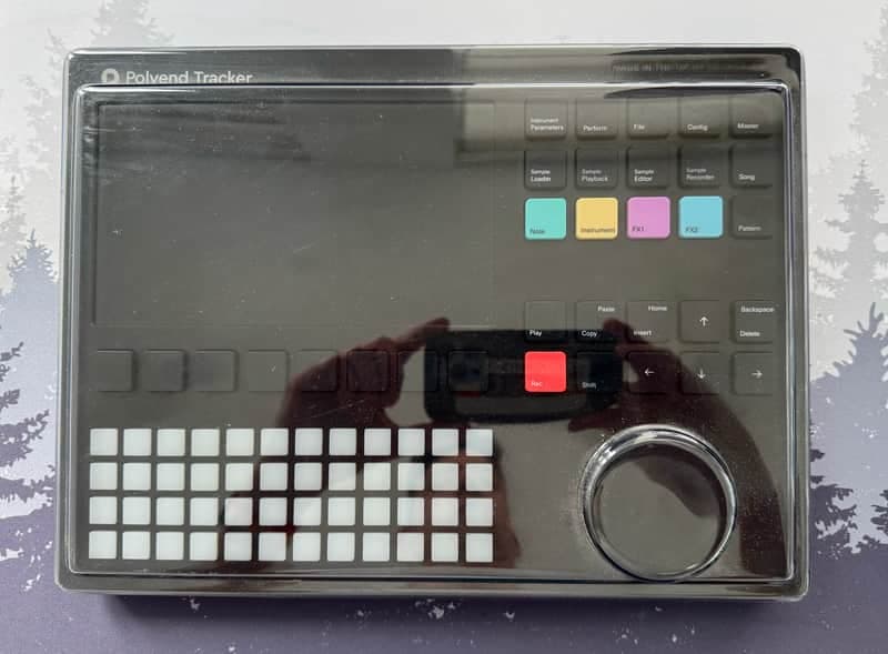 Polyend Tracker Black + Decksaver (Toronto)
