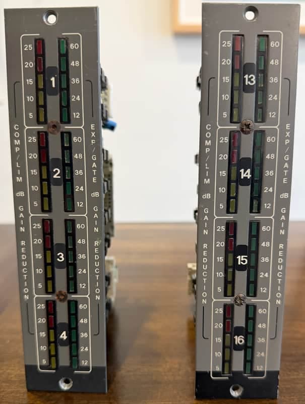 TRIDENT VECTOR 432 CONSOLE DYNAMIC METERS C89538 - C89539 I55