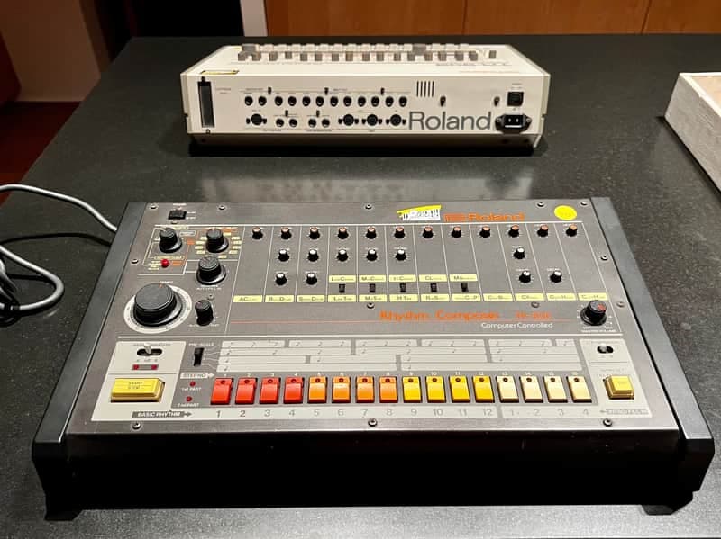 Roland TR-808 Rhythm Composer 1982 - Black
