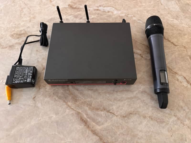 Sennheiser EW 100 G3 Wireless Microphone System