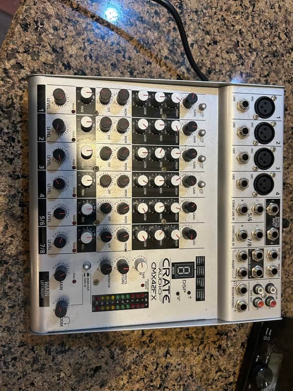 Crate CMX42FX Mixer with Effects and Phantom Power, padded bag included