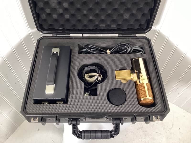 Warm Audio WA-8000 Large Diaphragm Multipattern Condenser Microphone 2023 - Present - Gold