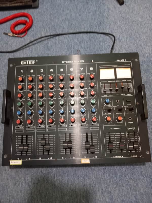 Q-Tek SM 8000 Studio Mixer