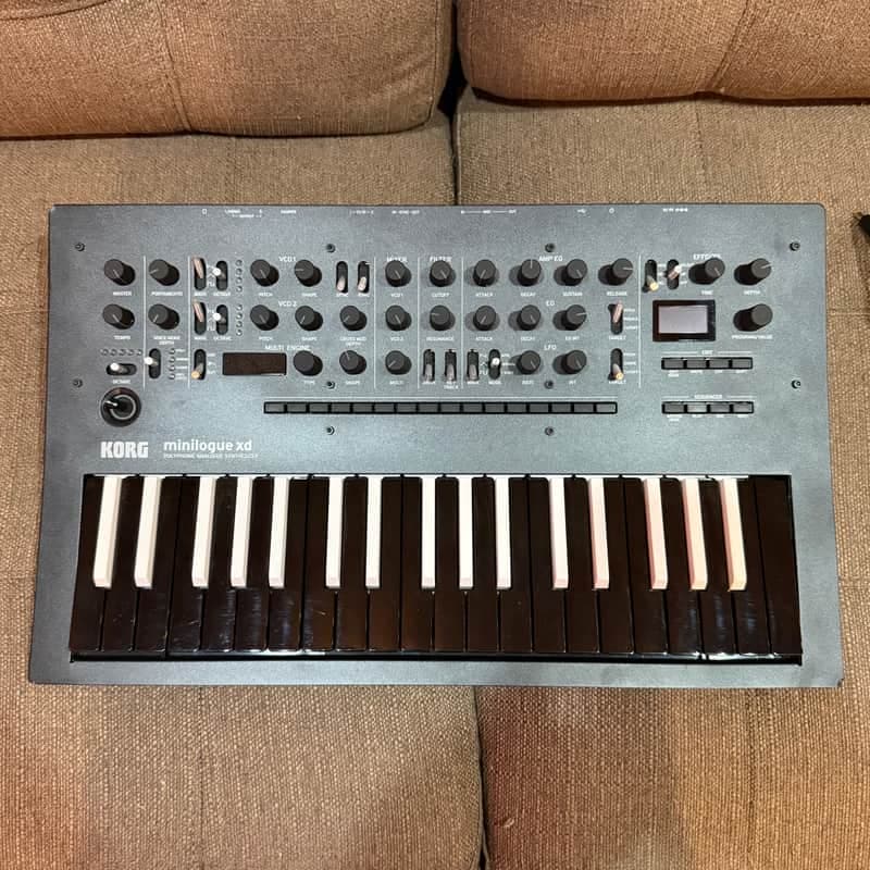 Korg Minilogue XD