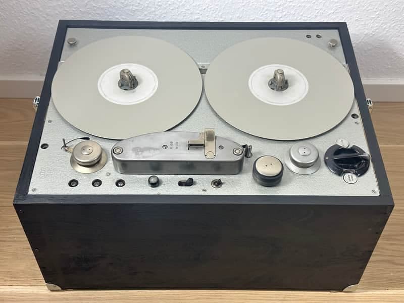 AEG Telefunken R65 Tape Recorder + V68 Tube Amplifier „NOT TESTED“ (M5, M10)