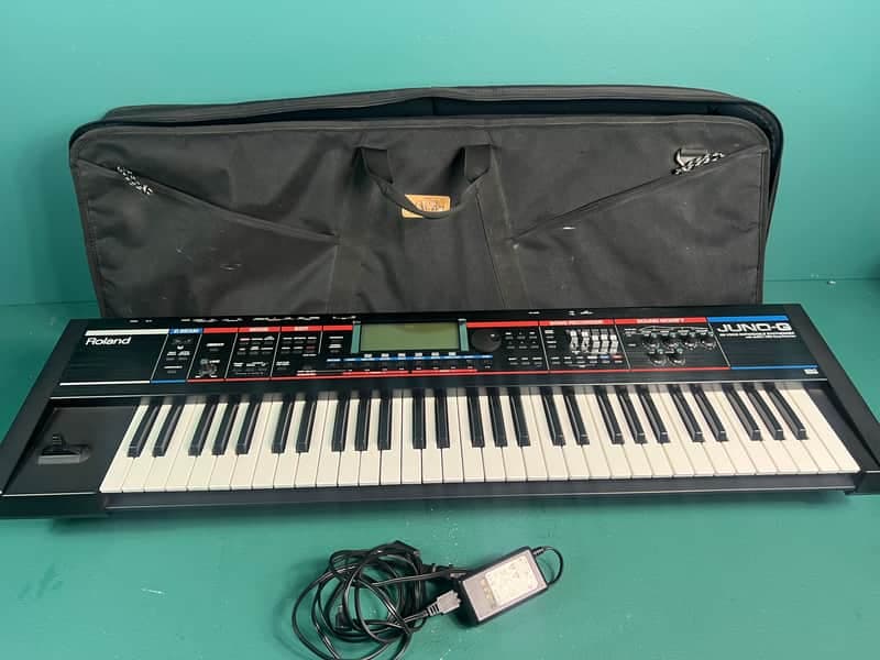 Roland Juno G 61-Key 128-Voice Expandable Synthesizer 2006 - 2007 - Black with bag