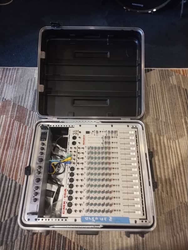 Nady CMX-16A silver 16 Channel Stereo Mic/Line Mixer