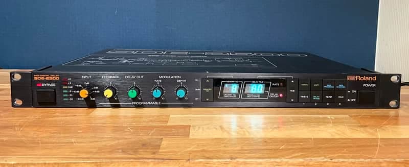 Roland SDE-2500 MIDI Digital Delay - Black