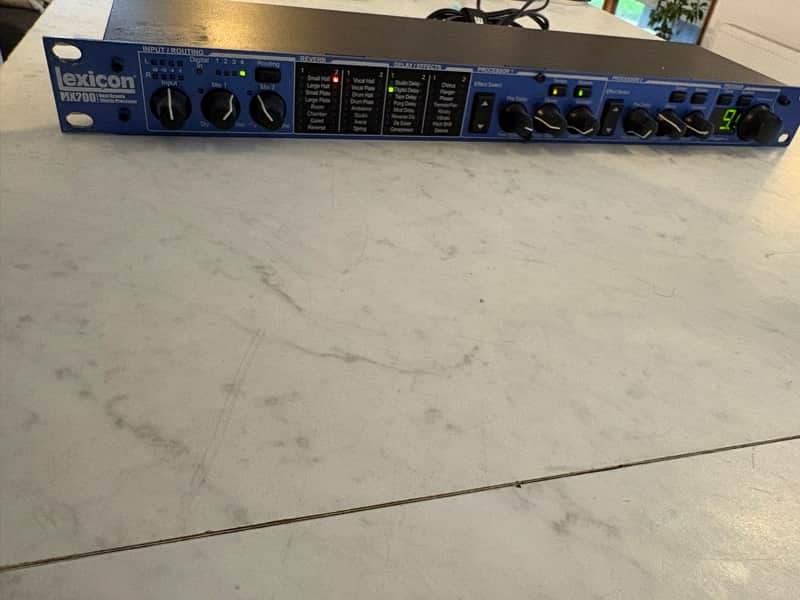 Lexicon MX200 Dual Reverb Effects Processor 2010s - Black