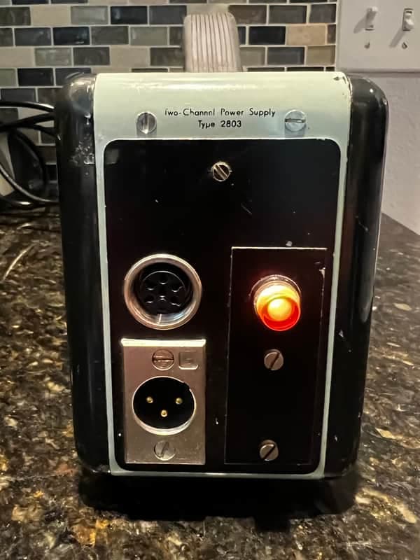 Bruel & Kjaer Microphone Power Supply 2803