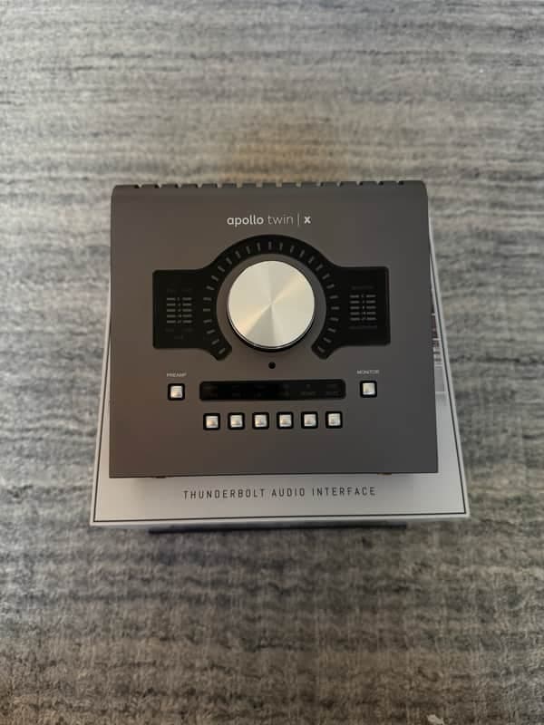 Universal Audio Apollo Twin MKII DUO 10x6 Thunderbolt Audio Interface with UAD DSP
