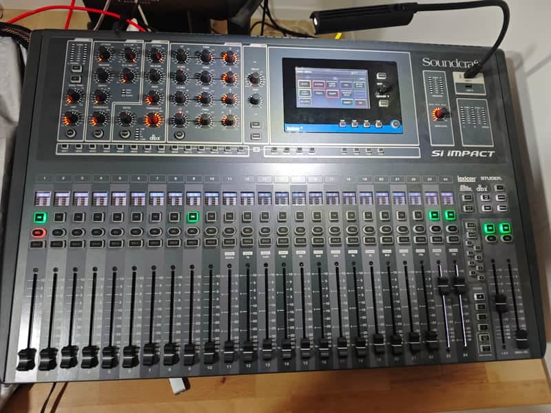 Soundcraft SI Impact + Cover + Lamp + Stagebox + flights